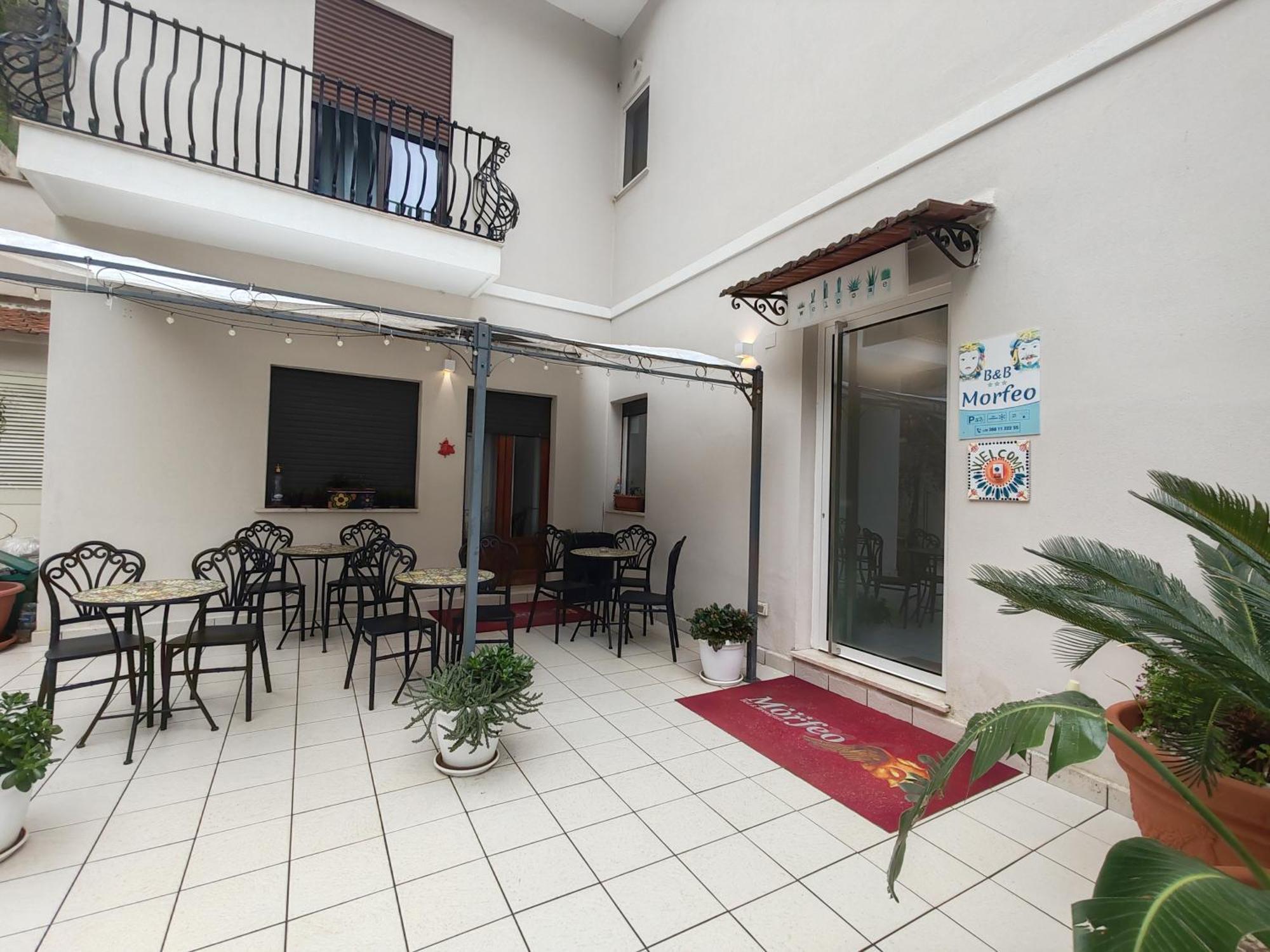 Morfeo B&B Таормина Екстериор снимка